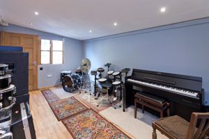 Hobbies Room- click for photo gallery